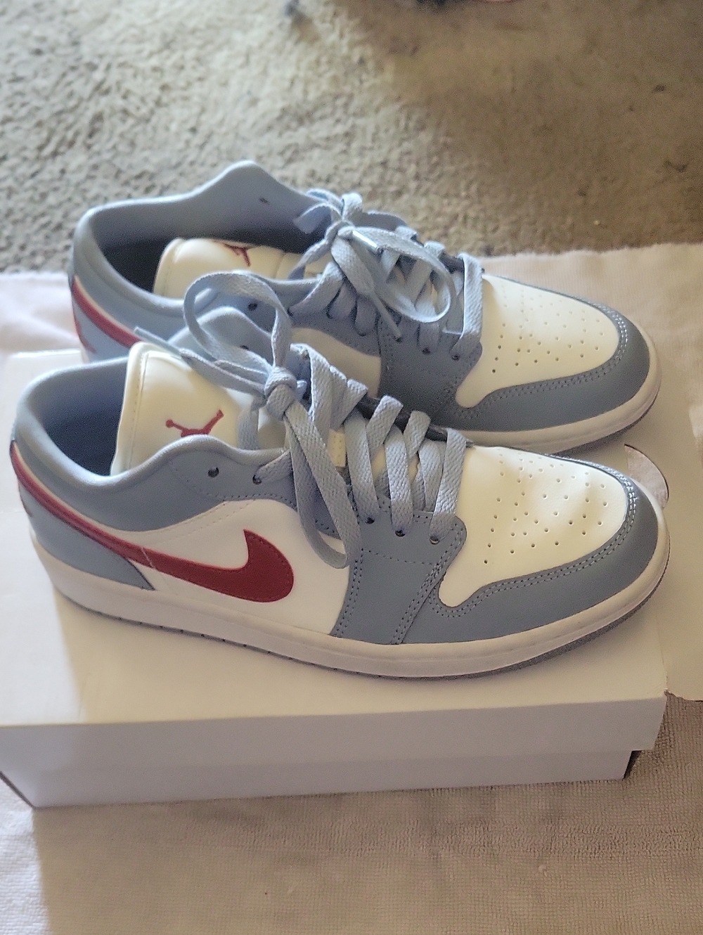 Jordan Low Top Sneakers in White, Light Blue & Red